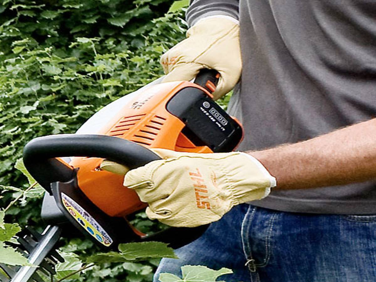 Tagliasiepi a batteria HSA 56 - Stihl