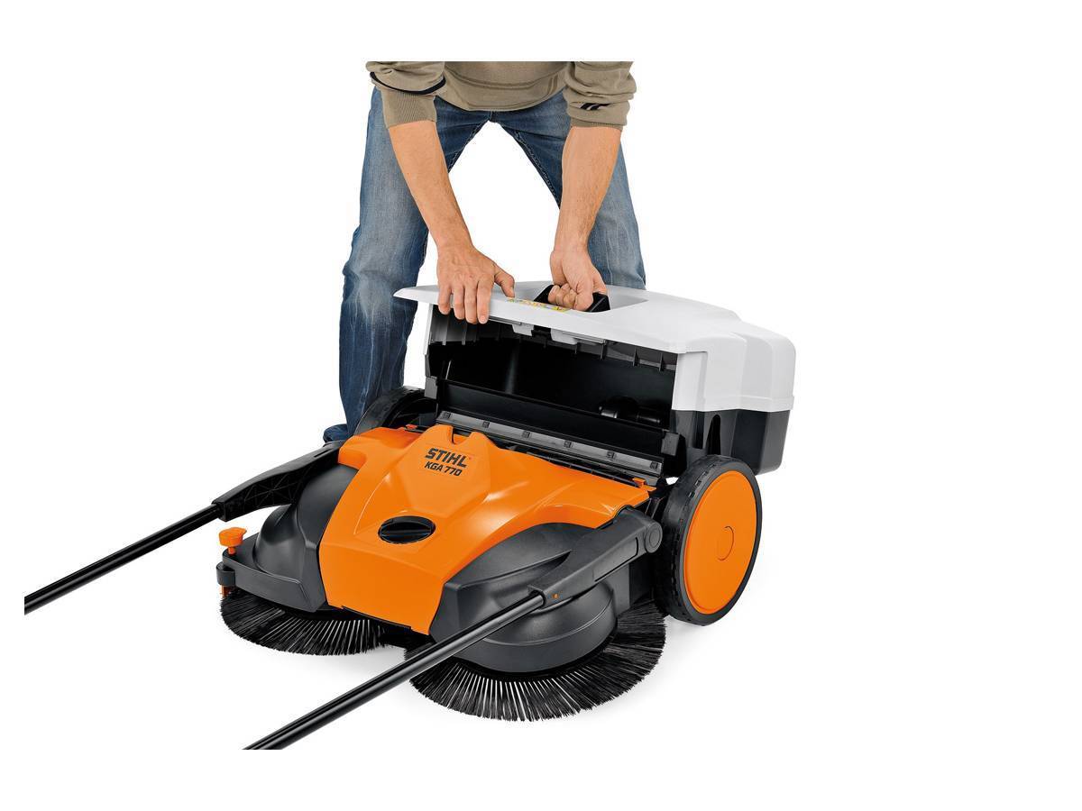 Spazzatrice a batteria KGA 770 - Stihl 