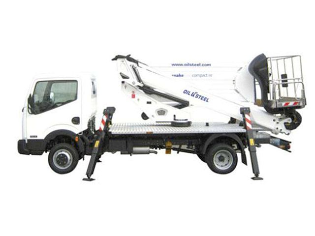 Noleggio Nissan CABSTAR piattaforma 20MT - NOLEGGIO